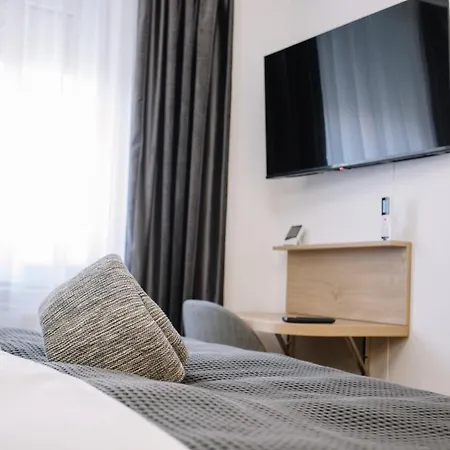 Hana Center * Livno