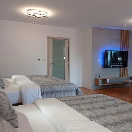 Apartament Hana Center