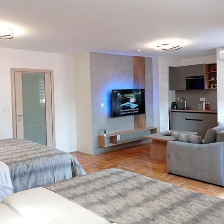 Apartment Hana Center *